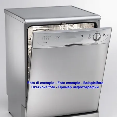 Sea Front And Sea View 아파트 *